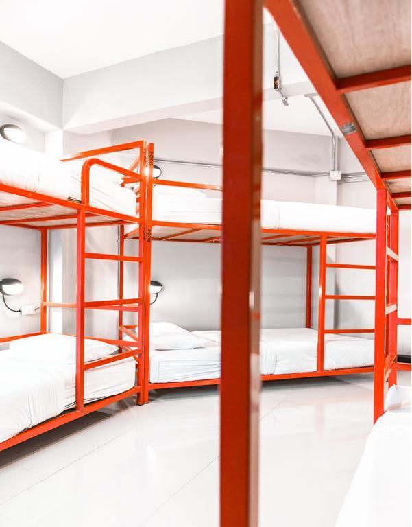 So Hostel