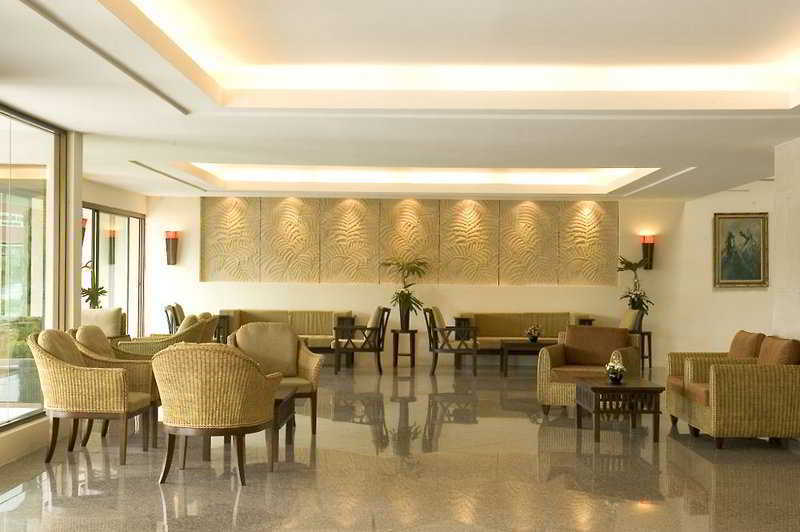 Hotel Royal Peninsula Chiangmai 3*