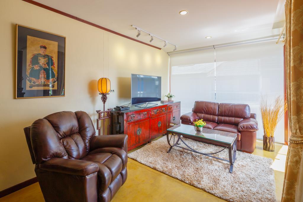 Deluxe Town House In The Old