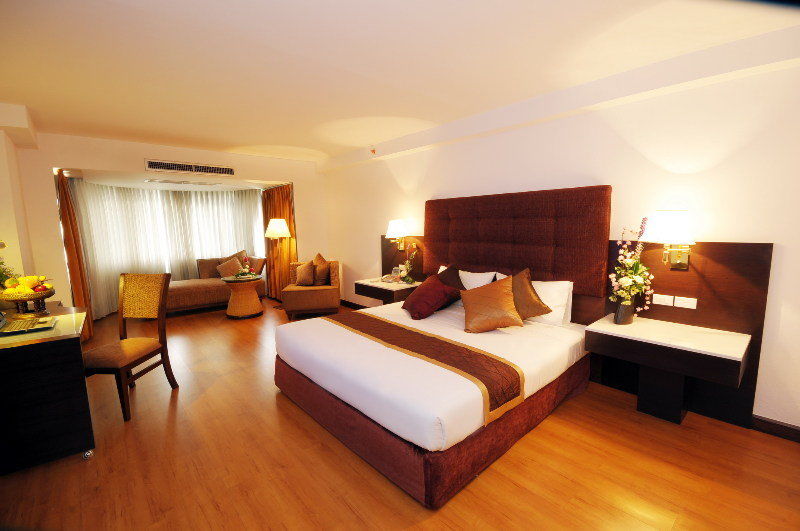 Hotel Furama 4*
