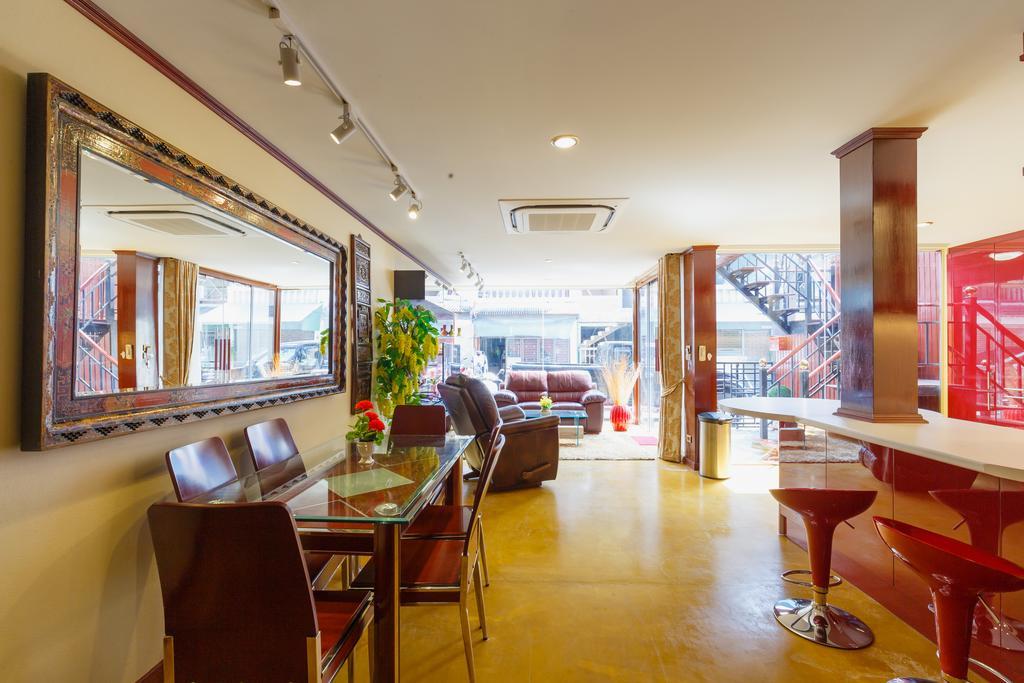 Apartment Amazing Appt At Wat Phra Singh In The Old