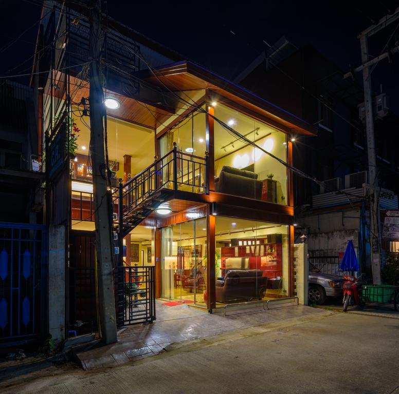 Apartment Amazing Appt At Wat Phra Singh In The Old Chiang Mai