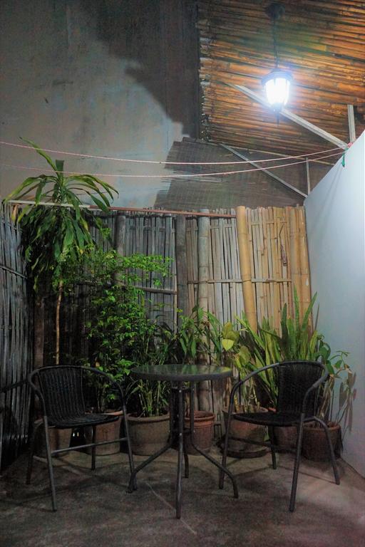 Hostel Baan Park Raak Backpacker *