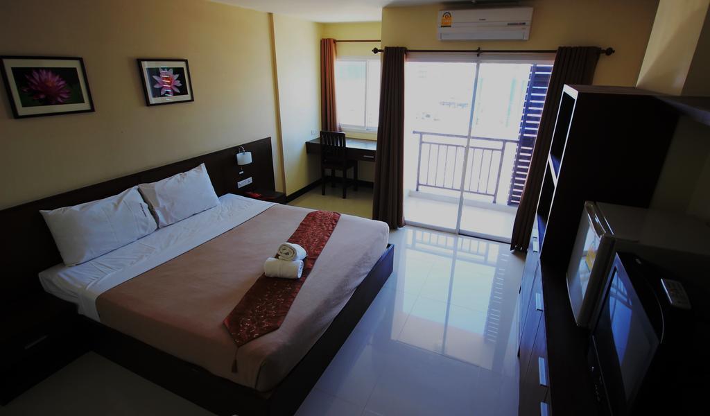 Airport Resident Hotel