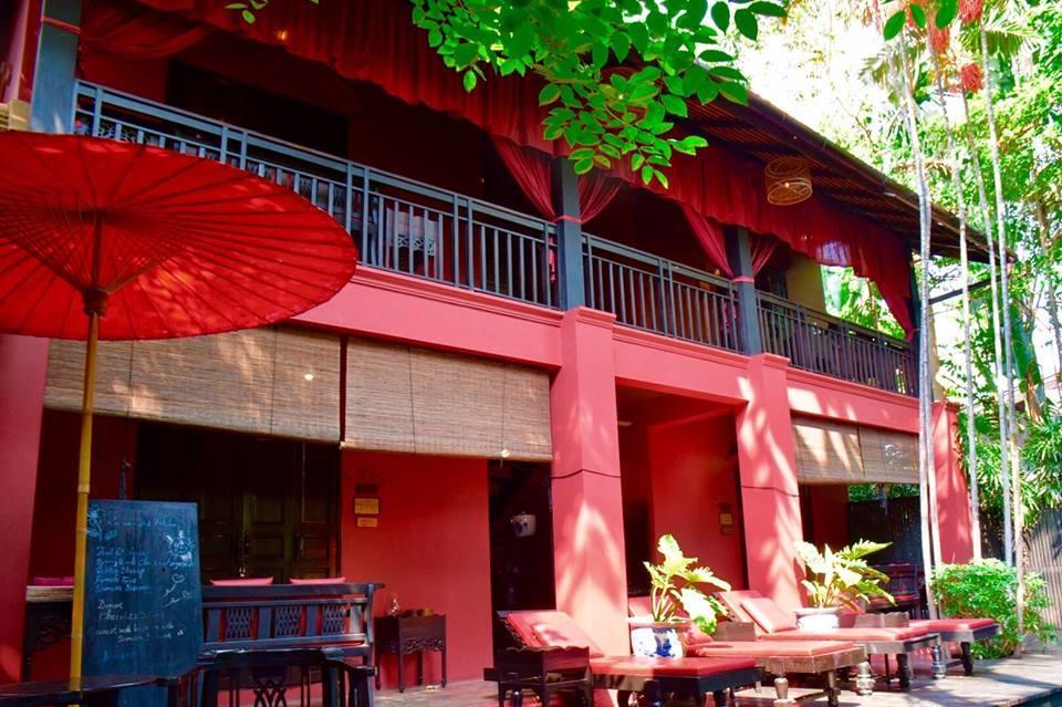 Hotel Tri Yaan Na Ros Colonial House 4*