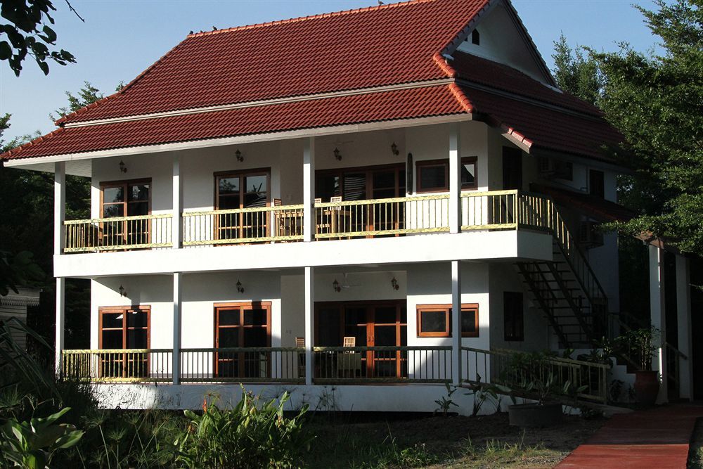 Hotel Jasmine Hills And Chiang Mai