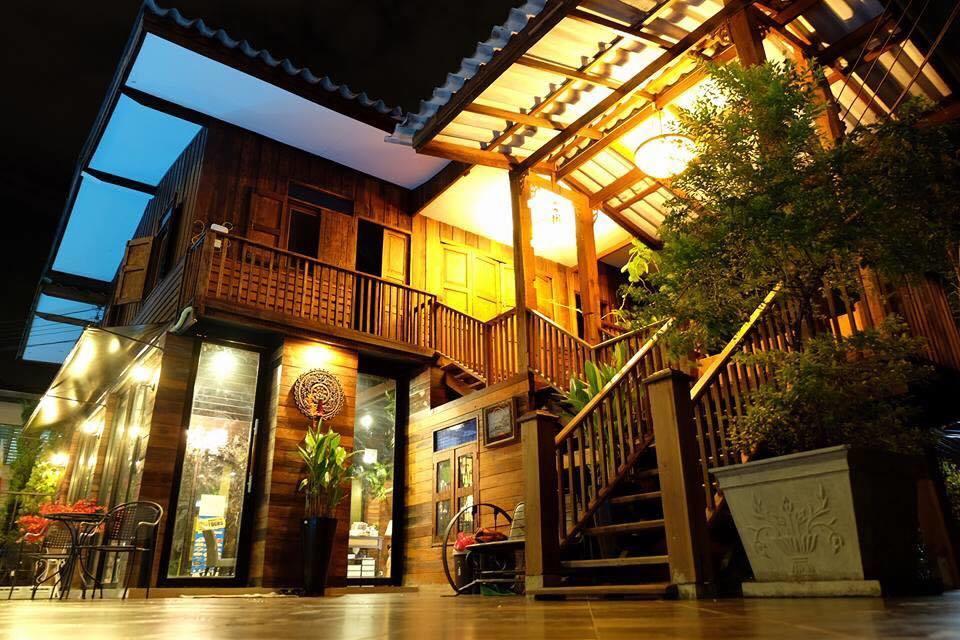 Capital O 1051 Pagoda House Hotel