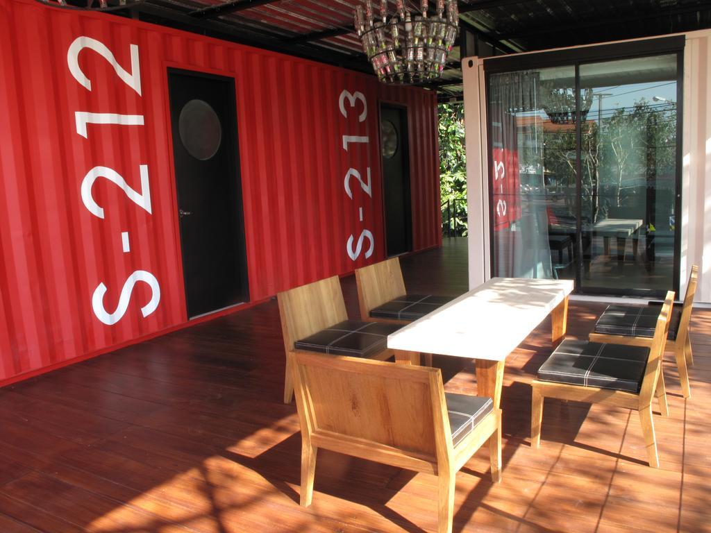 Sleepbox Chiangmai Hotel 2*