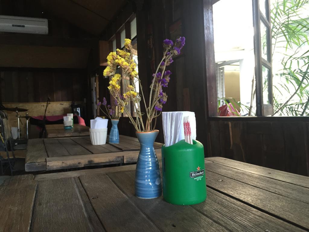 Rumah tetamu Baanlansa Bed&bar