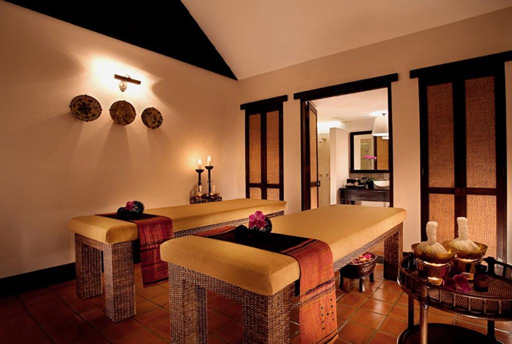 Tamarind Village 4*