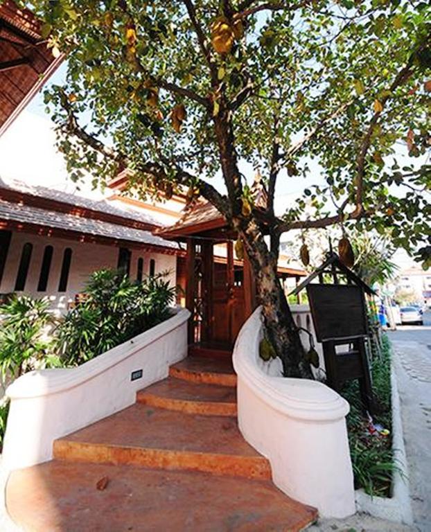 Korbhun Khinbua 3* Chiang Mai