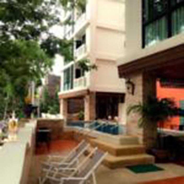 Aster Aparthotel 3*
