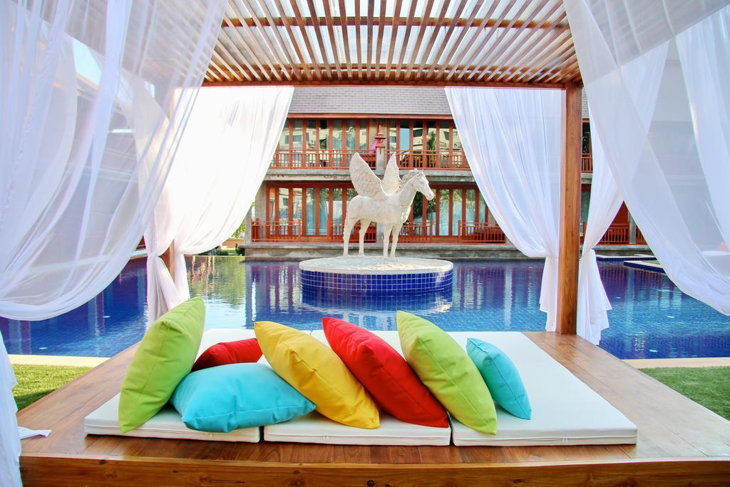 Hotel The Chaya And