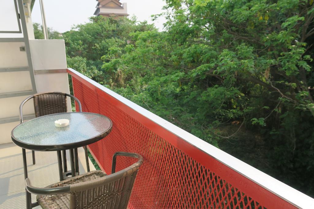 Montha Hotel
