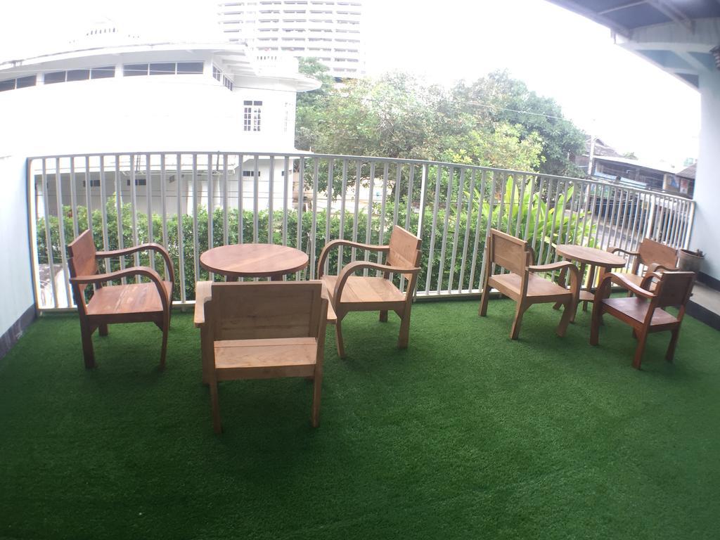 Ping River House Hostel