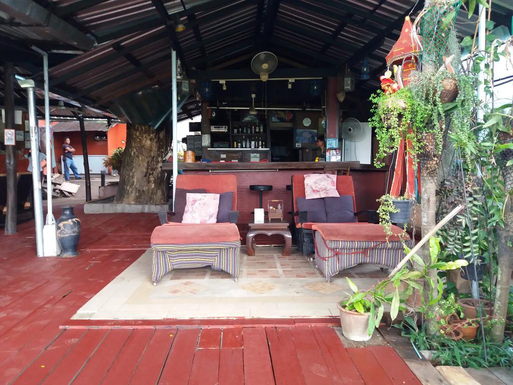 Inn Hollanda Montri Chiang Mai