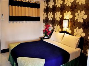 Thaphae Garden Guest house