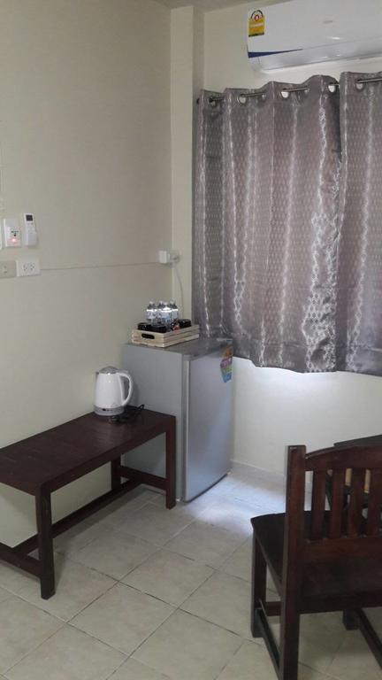 Thapae Gate Hostel Chiang Mai