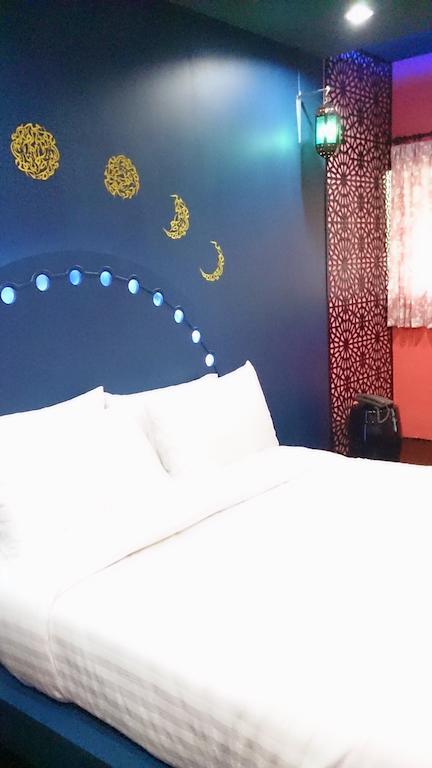 Albergue De Ja Moon *
