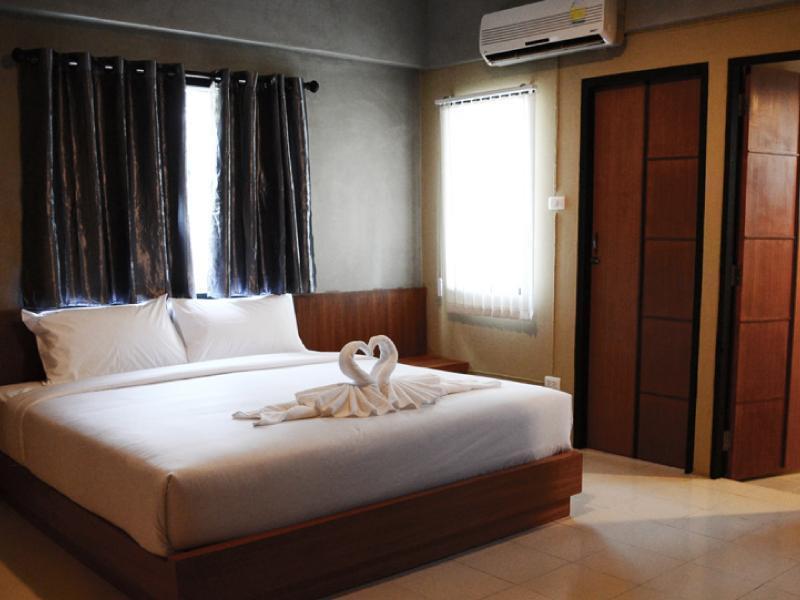 B2 Santitham 2* Chiang Mai