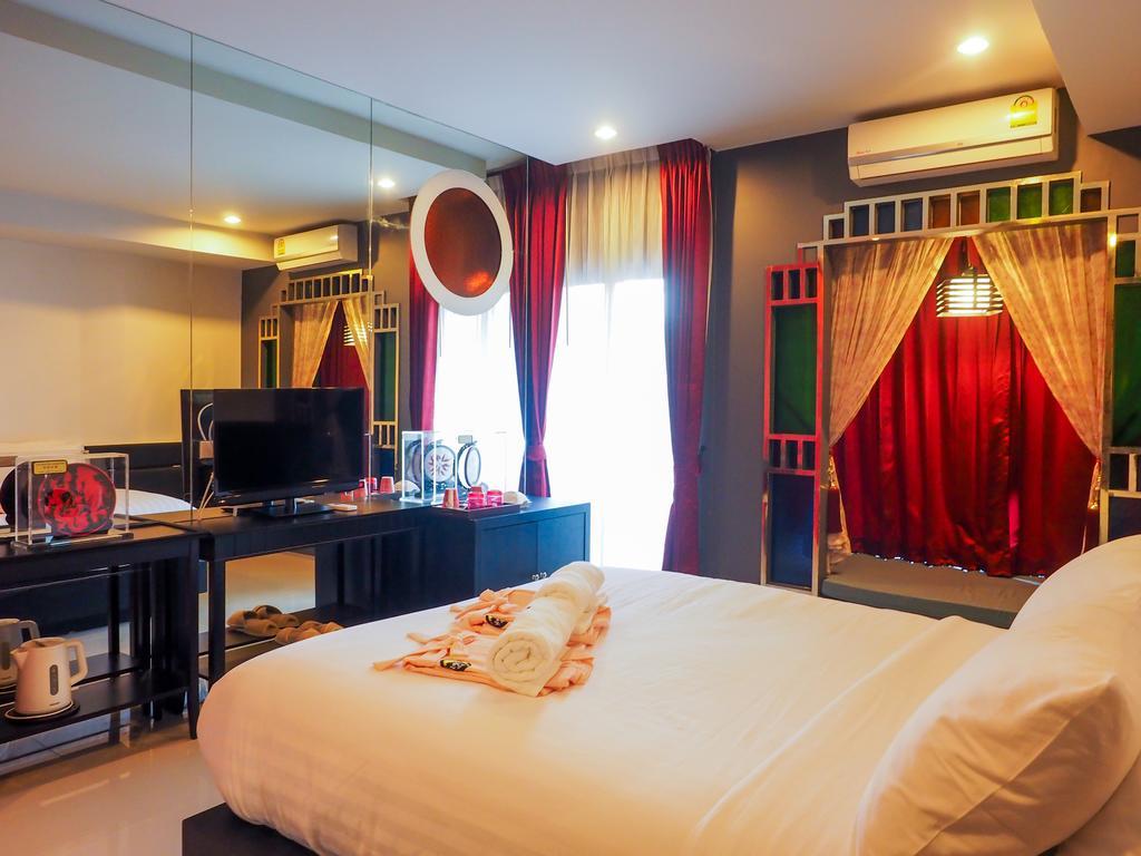 De Ja Moon Chiang Mai