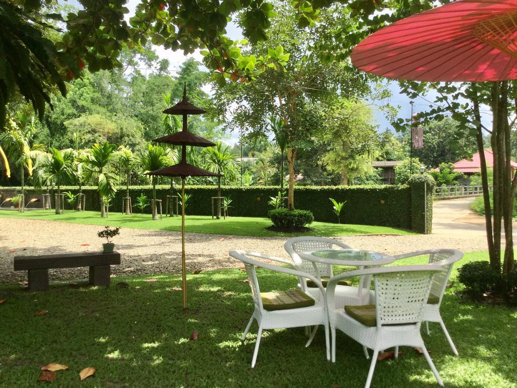Country house Erotic Garden Chiang Mai