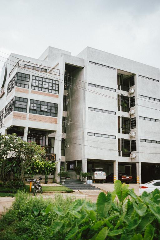 Rumah tetamu Rumpai Loft Habitat Chiang Mai