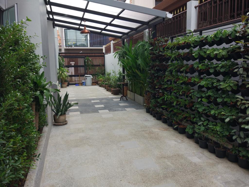 Celosia Hotel 3*