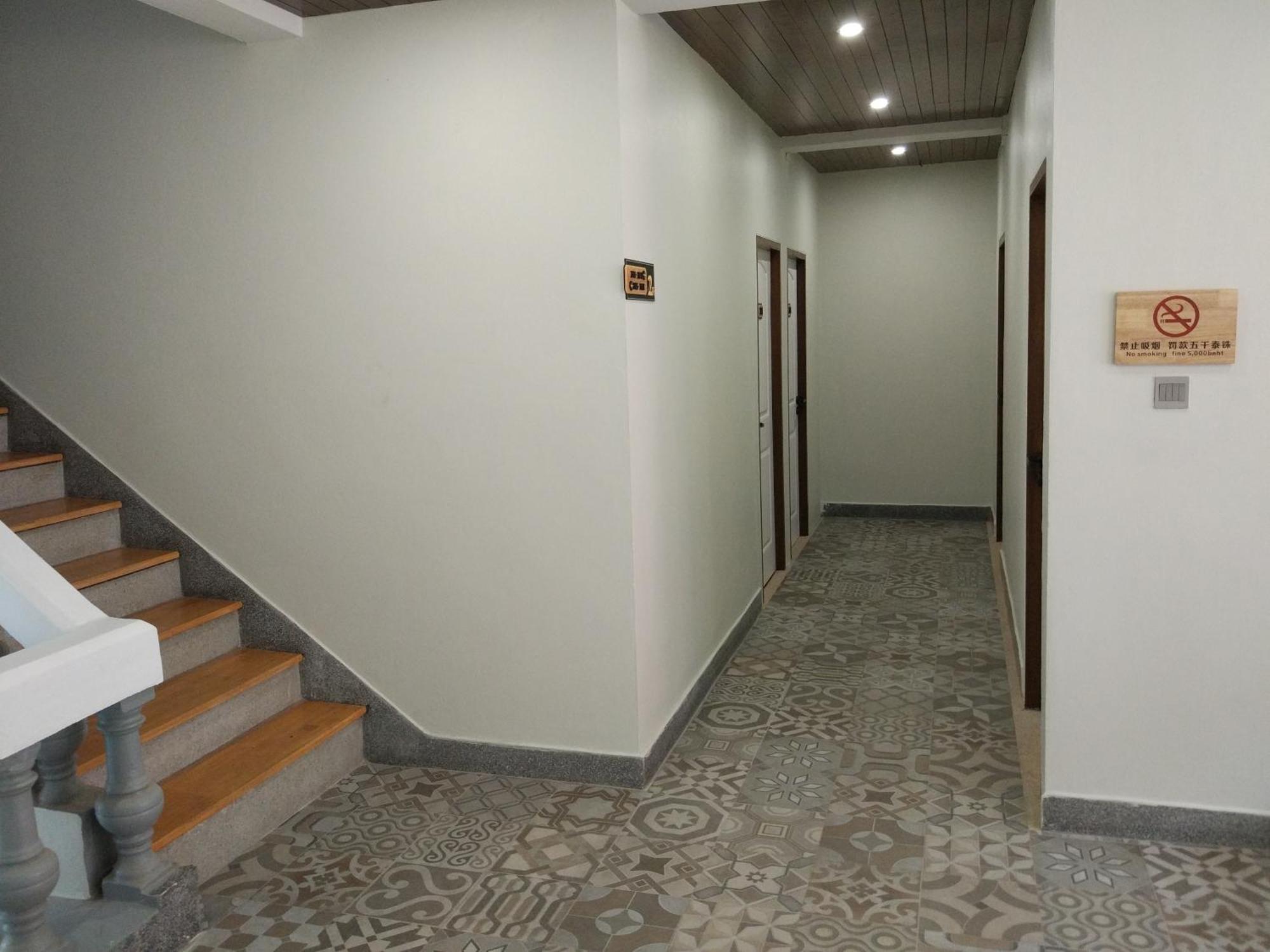 Hotel Celosia 3*
