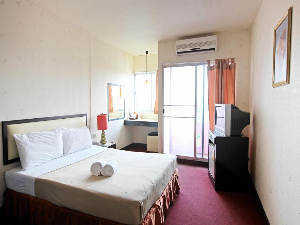 Hotel Airport Resident 1 3*