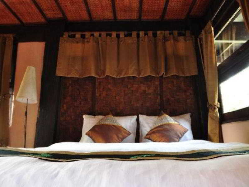 Resort E-outfitting Doikham 4*