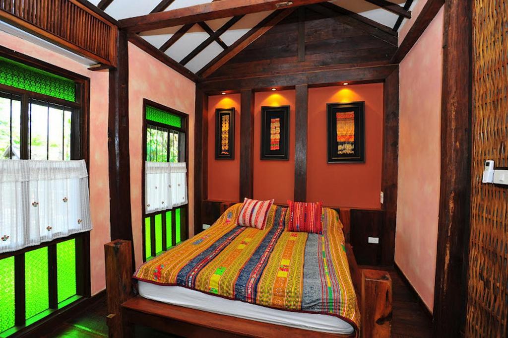Lanna Rice Barn Resort 3*
