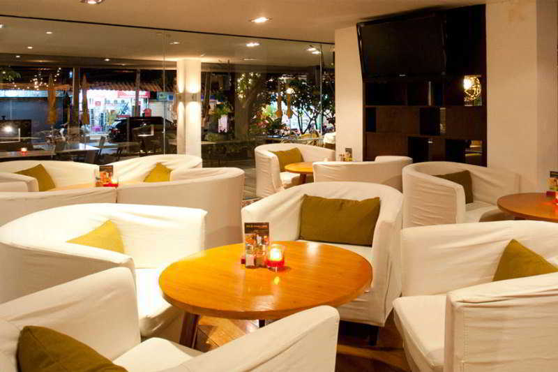 Hotel M