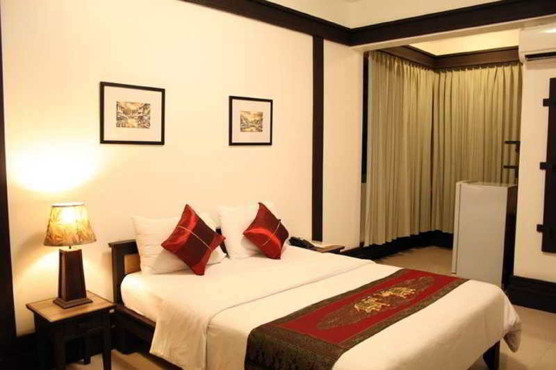 Sakulchai Place Hotel