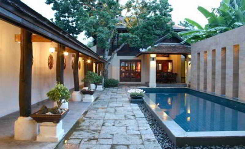 Bann Tazala, Exclusive Hotel