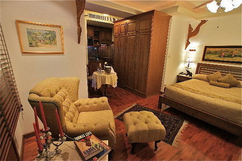 Lotus Hotel 3*
