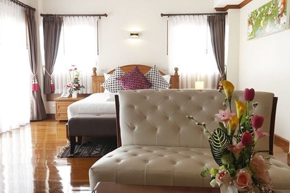 Hotel Baan Huenphen Boutique Chiang Mai