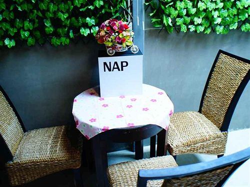 Nap Box Hostel *