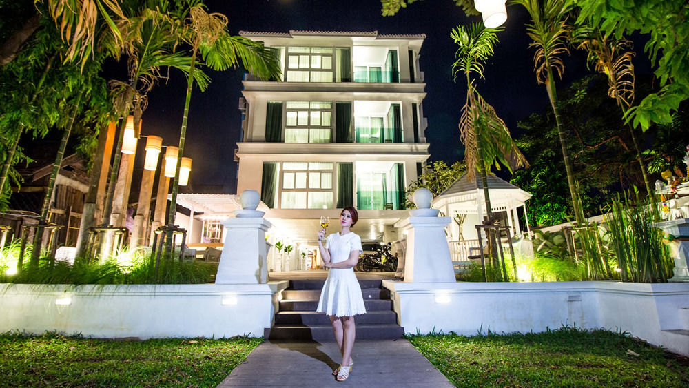 Hotel B2 Riverside Colonial Chiang Mai