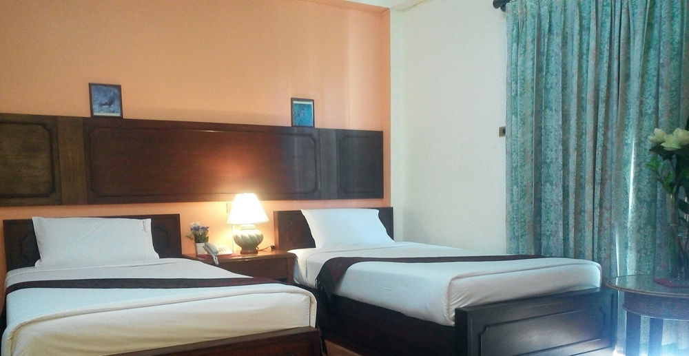 People Place Classic Sha Extra Hotel 2*