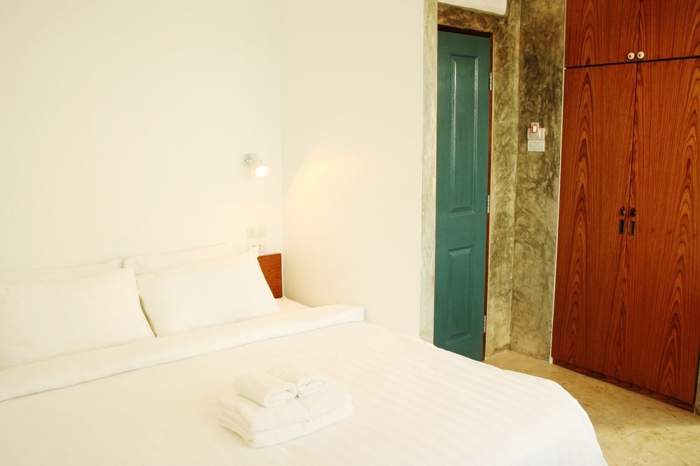 Plern Plern Bed And Bike Guest house 3*
