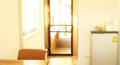 Plern Plern Bed And Bike Guest house
