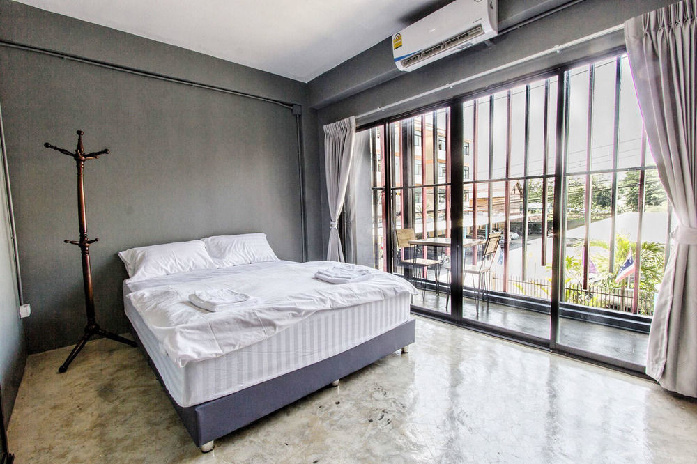 Bed & Breakfast Sleep Airport Chiang Mai 2*