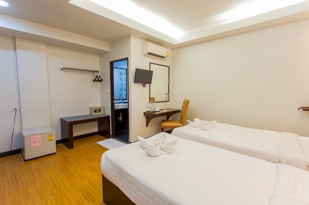 Basic Line @ Loikroh Hotel 2*