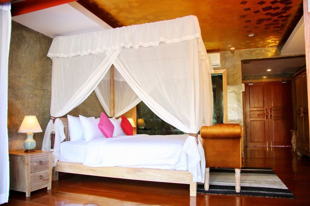 The Chaya And 4* Chiang Mai
