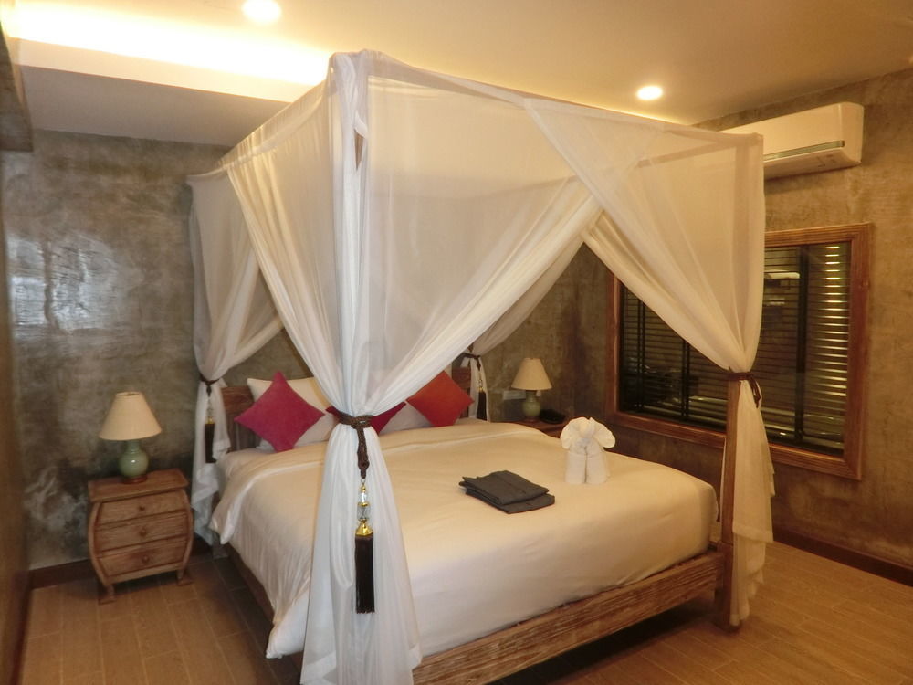 The Chaya And 4* Chiang Mai