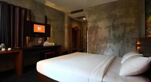 Hotel B2 Airport