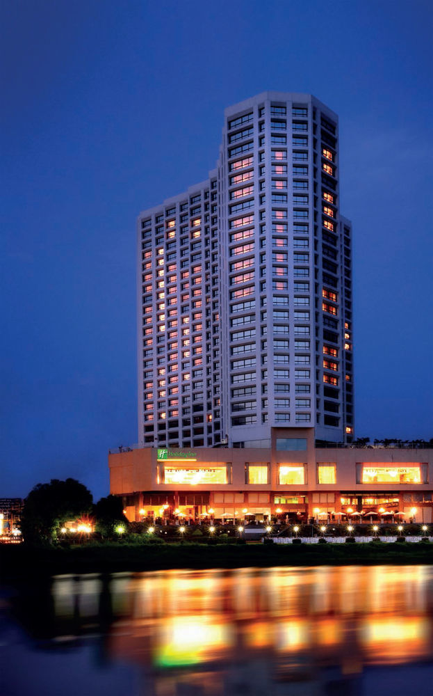 Hotel Centara Riverside 4*
