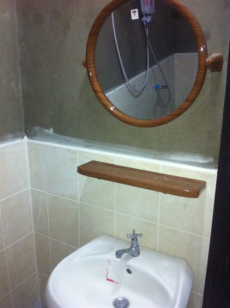 The Moatview Hotel 2*