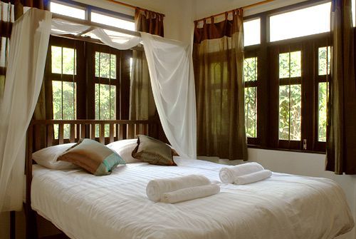 Guest house Baan Hanibah 2*